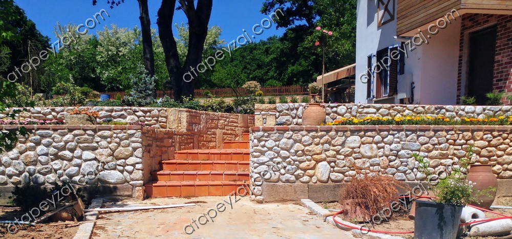 Cotta Basamak  ve doğal taş duvar