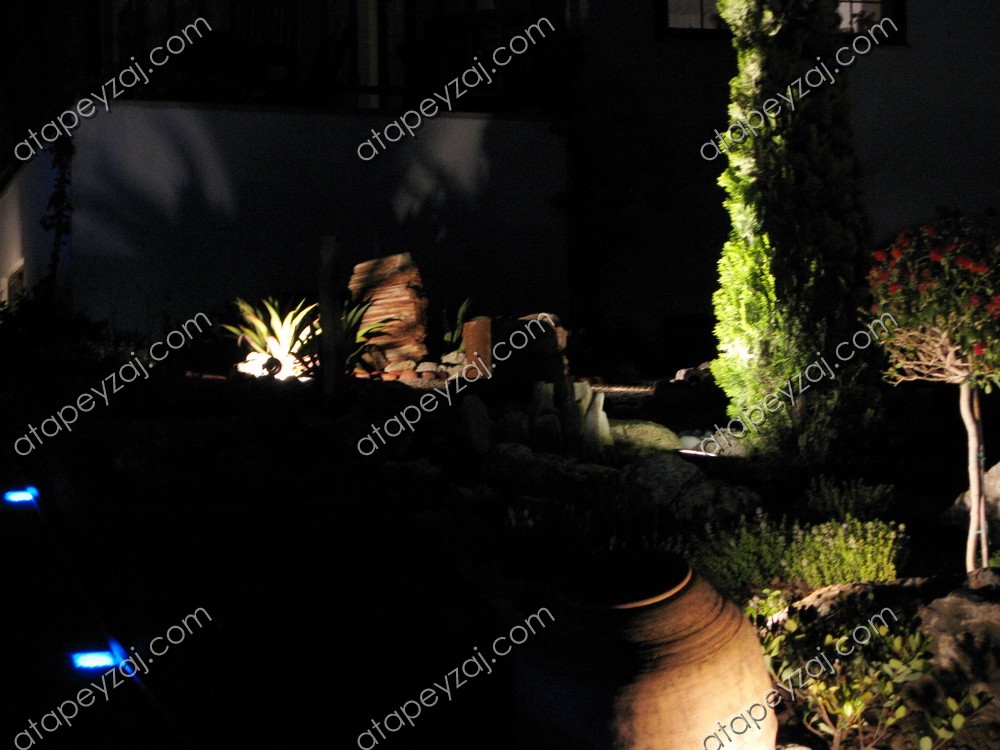 Bahçe Işıklandırması