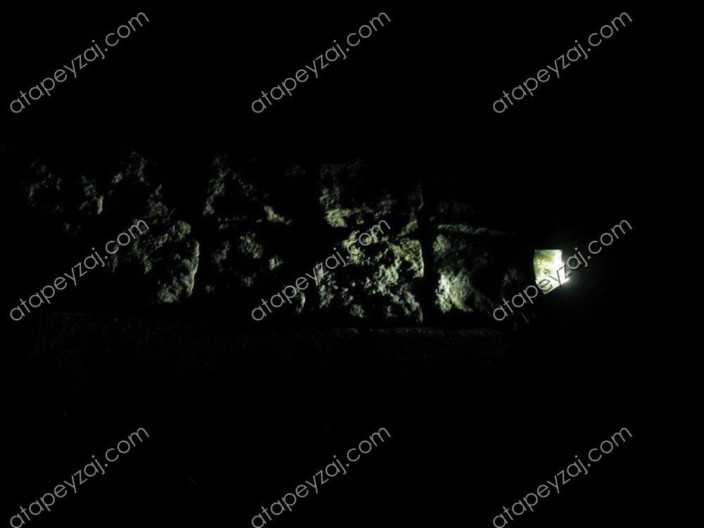 Yaya yolu aydınlatması