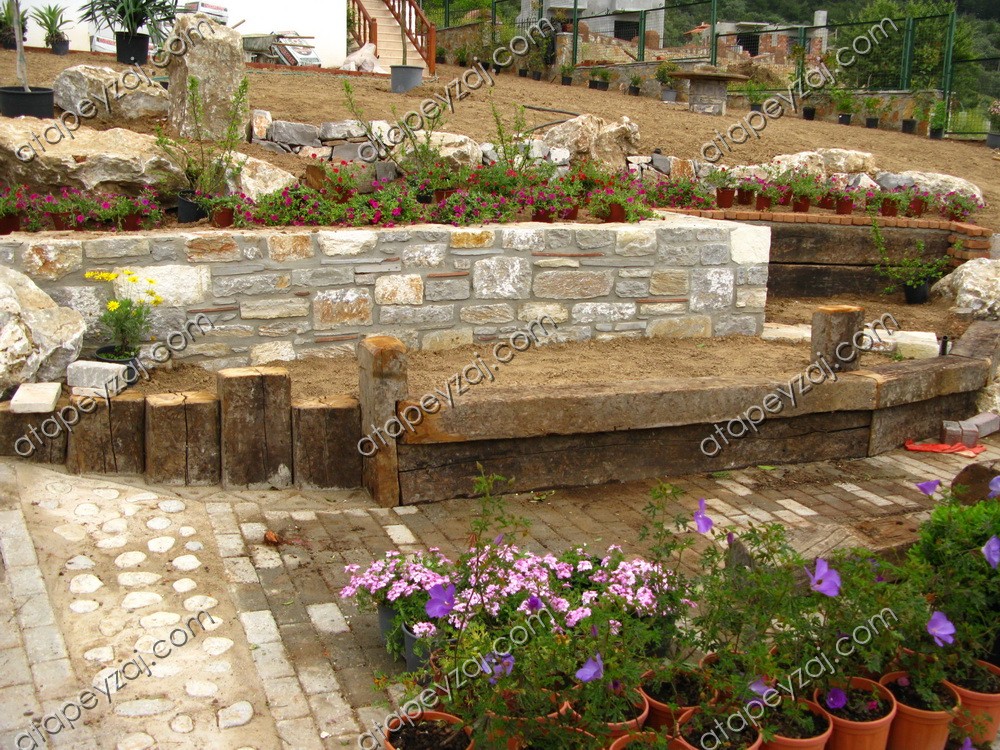 Travers ve taş duvar uygulaması